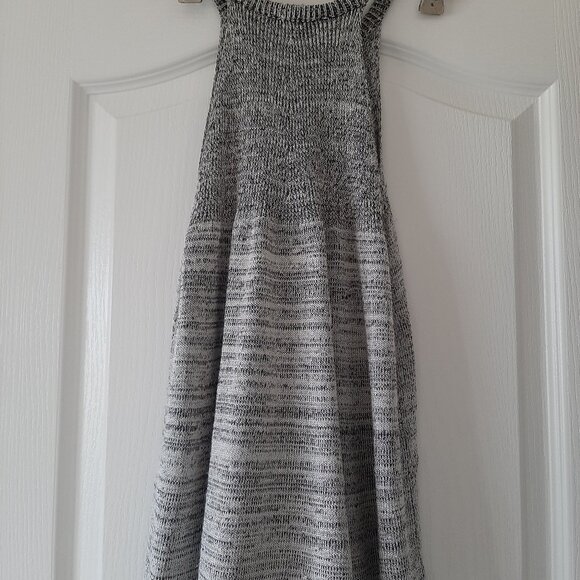 Dynamite XS Knit Halter High Neck Sleeveless Top - Picture 6 of 11